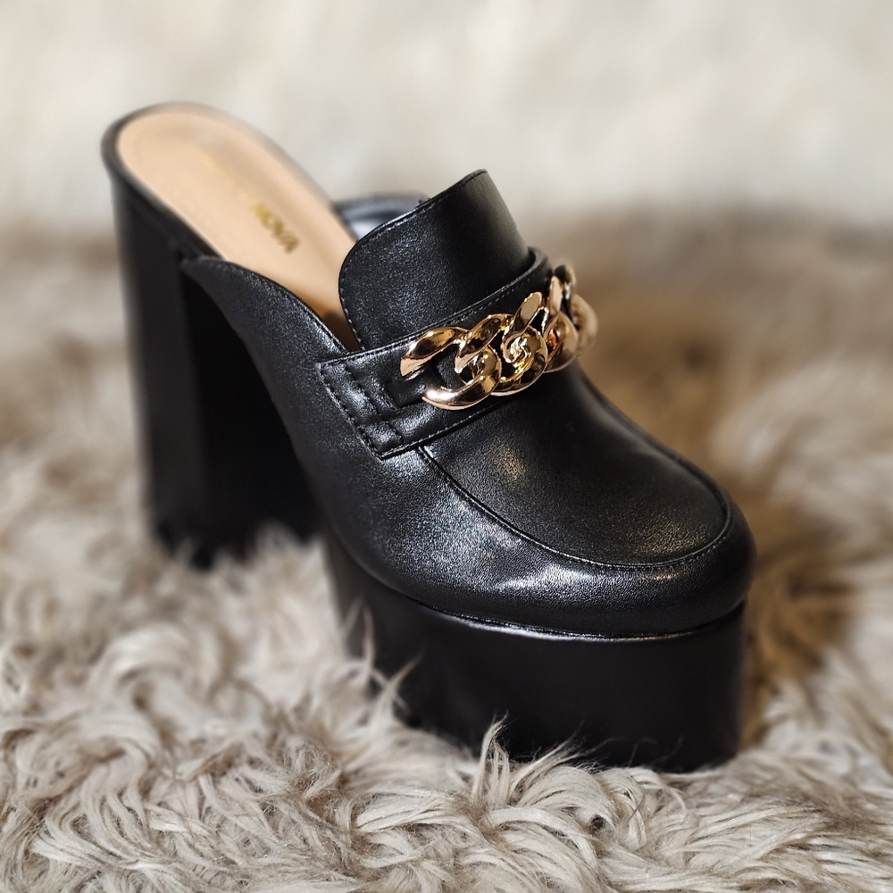 Platform heels - Picture 2 of 2